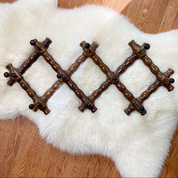 Vintage Unique Large Wood Accordion Wall Rack Hat Jewelry Made In Yugoslavia